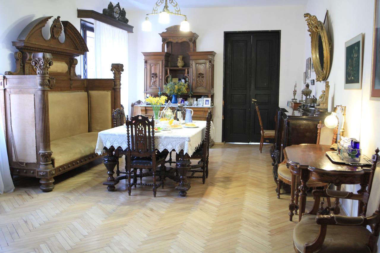 Home 12 Тбілісі Екстер'єр фото