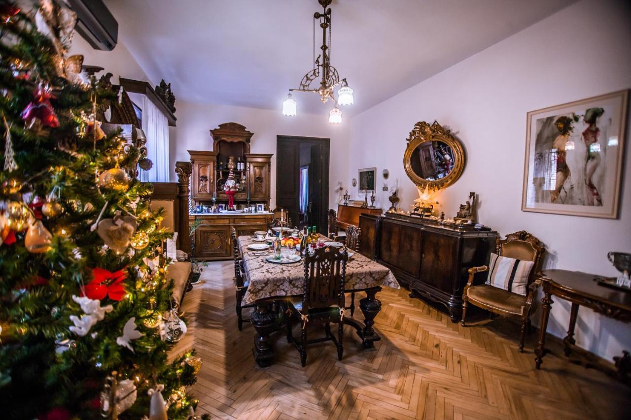 Home 12 Тбілісі Екстер'єр фото