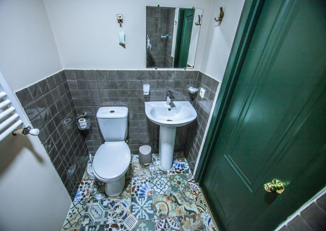 Home 12 Тбілісі Екстер'єр фото